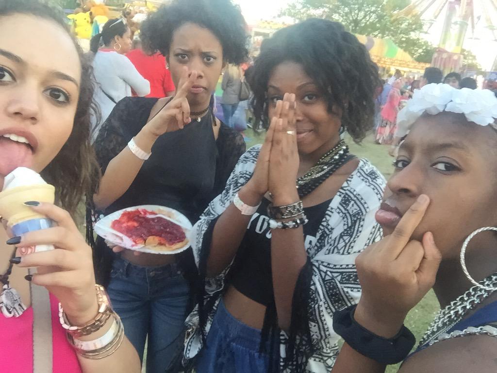 shaylarayannn's tweet photo. I love them❤️😘💋 @love_jayy3x  @trxvla  @versatile_dee http://t.co/rwf4hlZKZ5