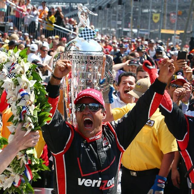 ELTIEMPO's tweet photo. El automovilista colombiano Juan Pablo Montoya se alzó vencedor, por segunda vez en su car… http://t.co/3aoKZNee00 http://t.co/Rt6VoAa1gB