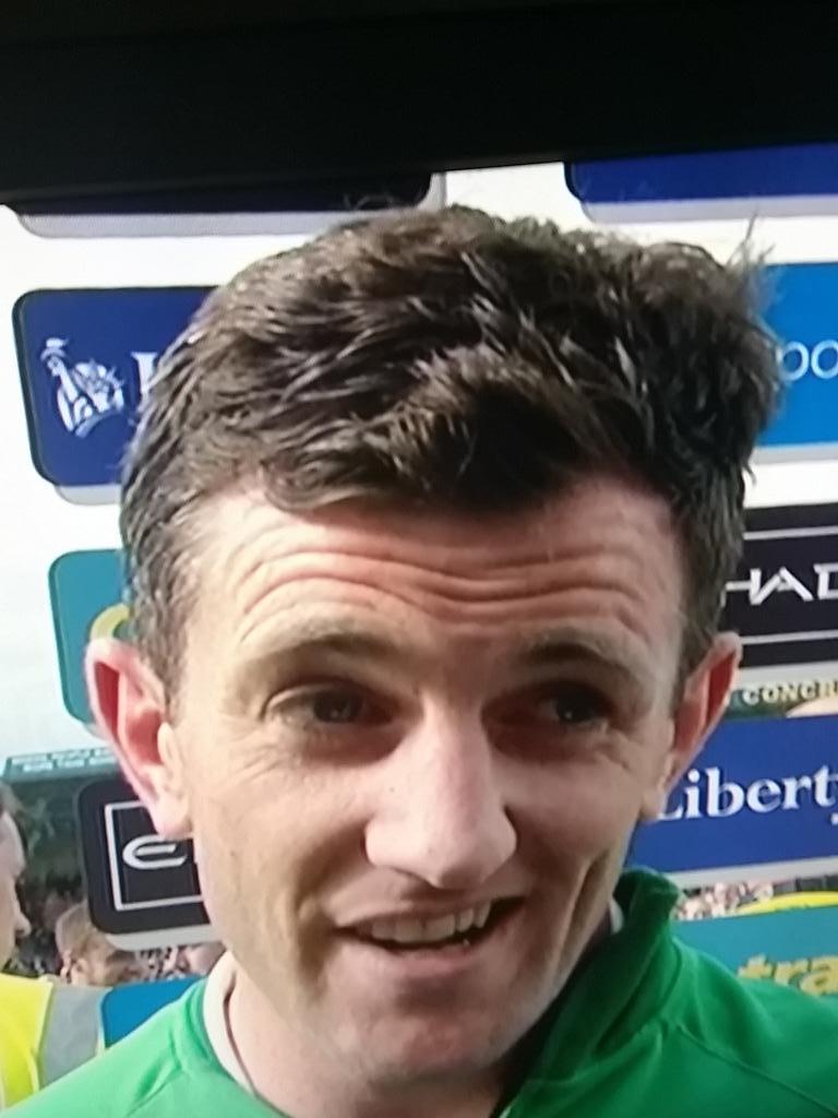 Zoom in ×500 to see the gash #ouch #getwellsoon #gaa #clarevlimerick