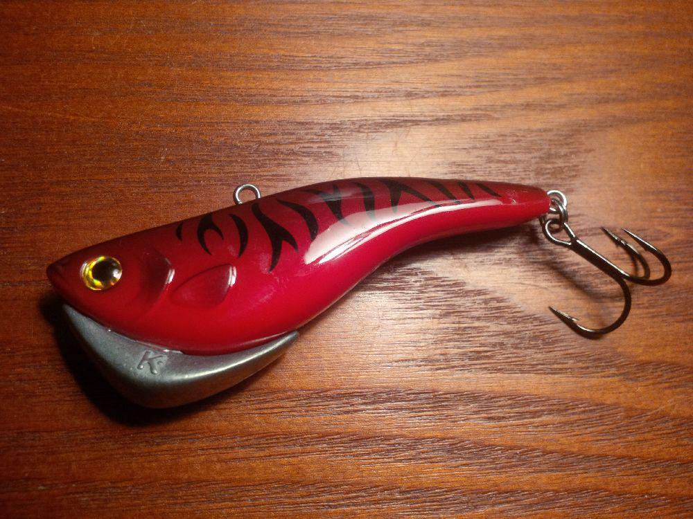CanuckBassin's tweet photo. These two @KamookiLures will be great largemouth colors. #BlueShad #CrimsonTiger http://t.co/DOCpf4caK7