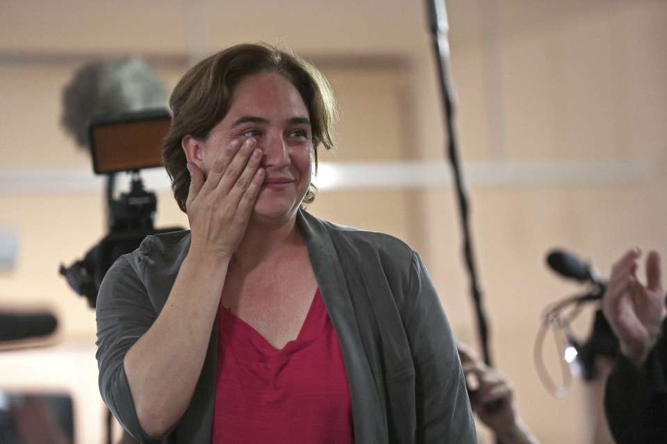 AlbertoNardelli's tweet image. Photo of the night: @AdaColau of @bcnencomu (founded in 2014) wins Barcelona mayoral vote  (pic Carles Ribas/El Pais)