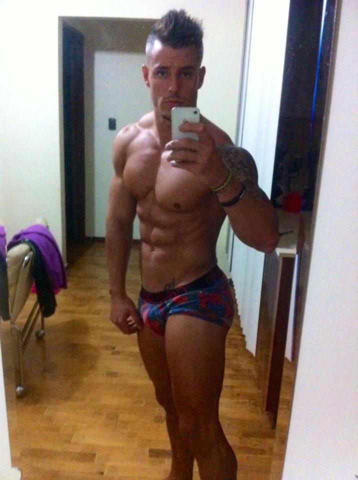 RodriValledePaz's tweet photo. Buenas tardes ;) http://t.co/b3Xb2JvUTX