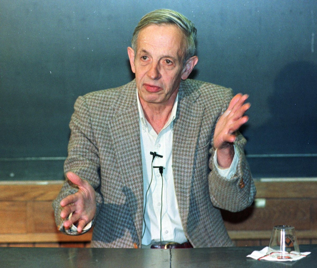 TheAtlantic's tweet photo. John Nash's beautiful life
http://t.co/Yq02TB9yCq http://t.co/ZmZZhK0xk7