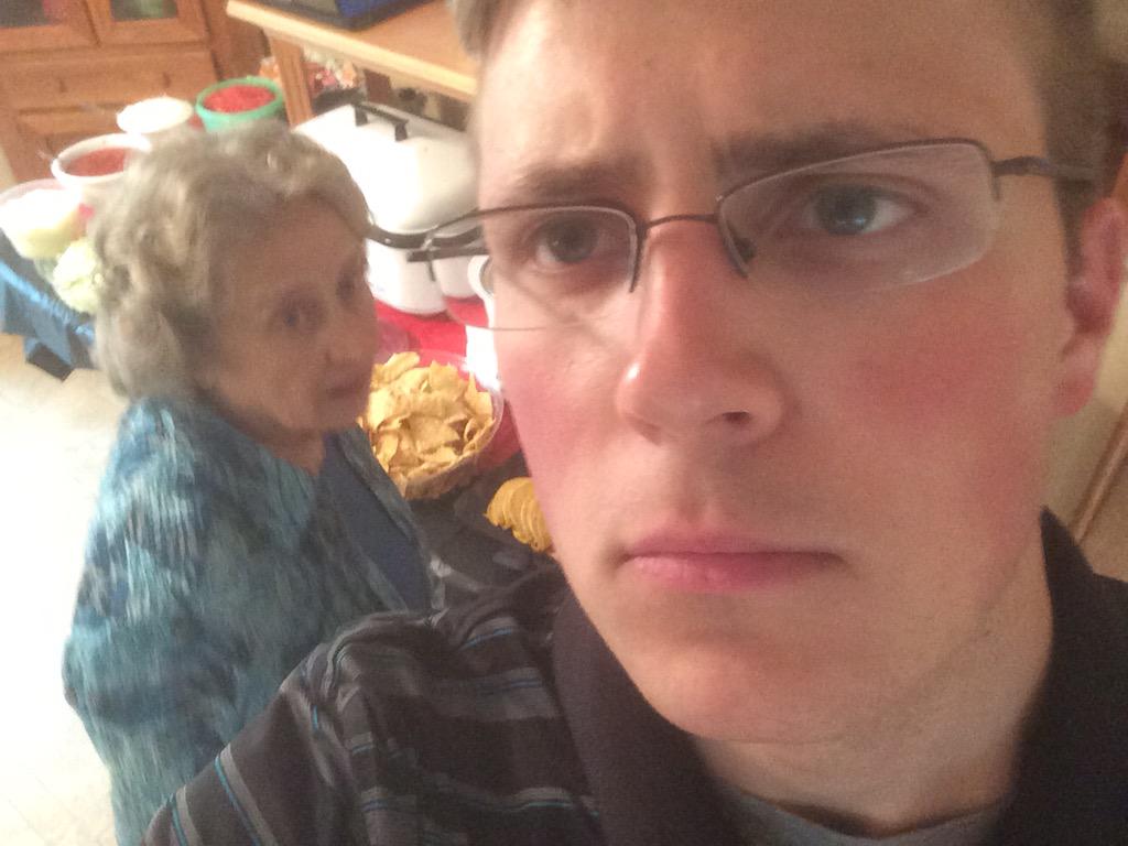 tflessland's tweet photo. Grad party game face. Dee be hungry. #gradDREWation #newtonia #MemorialDay @dougeefargo @jrballard09 http://t.co/JAygtyELA9