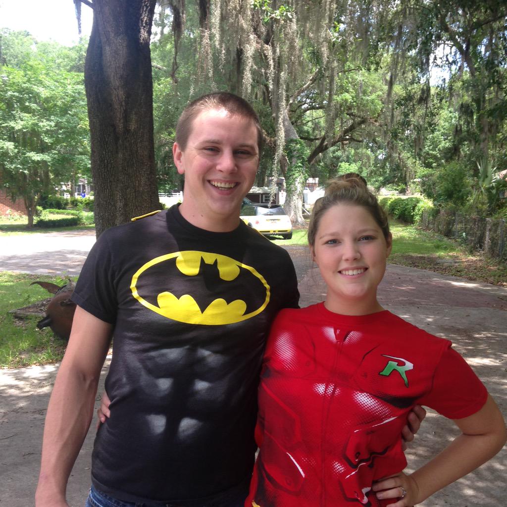 BrettMaddox6's tweet photo. #RelationshipGoals @Shamu_20 #perfect #ILoveHer http://t.co/KqHYjPb0ep