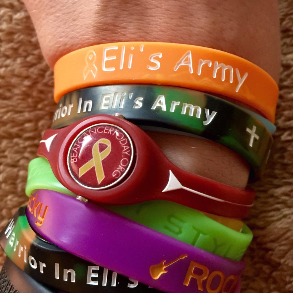 HornIT's tweet photo. Added a new "Eli's Army" bracelet from another Eli! It's even my favorite color! #elisarmy https://t.co/w2jCjYnNZI http://t.co/fyIM5lcfsn