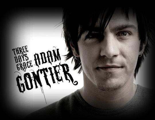 Y felicitar a un ídolo que es más que eso, un ejemplo que sigo día a día, happy birthday Adam Gontier 