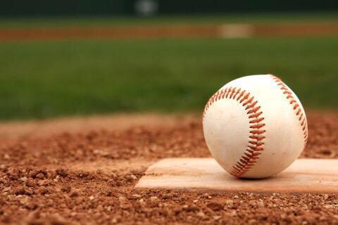 LeviK_Superman's tweet photo. “@sportsbrackets0: BEST SPORT
• CHAMPION •

Baseball http://t.co/GtLp7SdEJr” really?😡👎Smh. Nothing tops 2 sweaty guys hugging on germy mats!