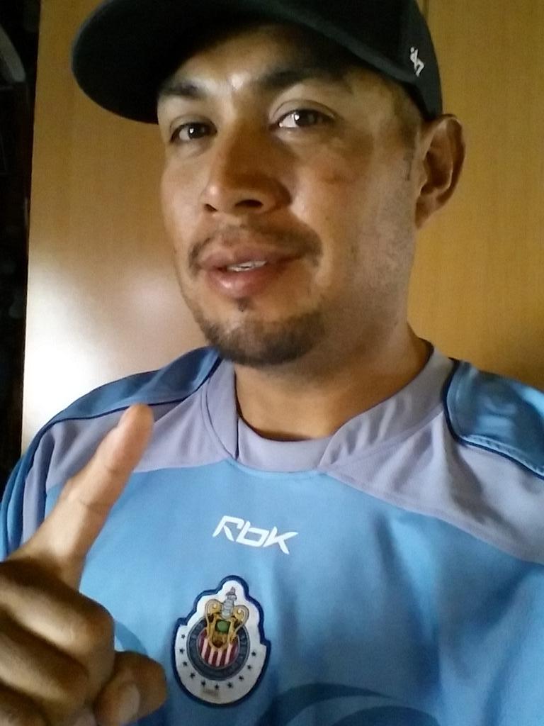 CRlopez77's tweet photo. @ChivasCorazonn @Chivas #juntosvstodo #chivas1 http://t.co/QqWwoJ8vo7