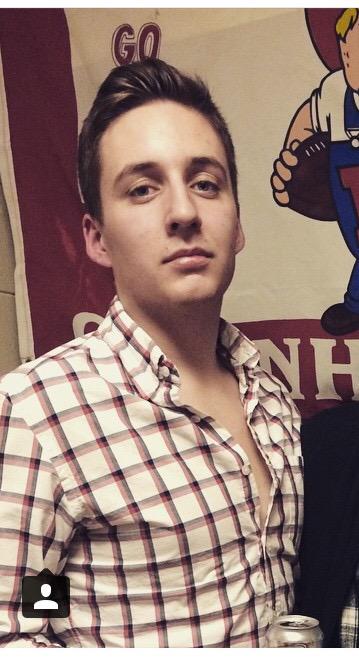 PresCupGamblers's tweet photo. Conor Turley
Equipment Manager
Status: whipped
Lost his boots
PC '18
Lou's Custom exhaust http://t.co/dL2vpNypRf