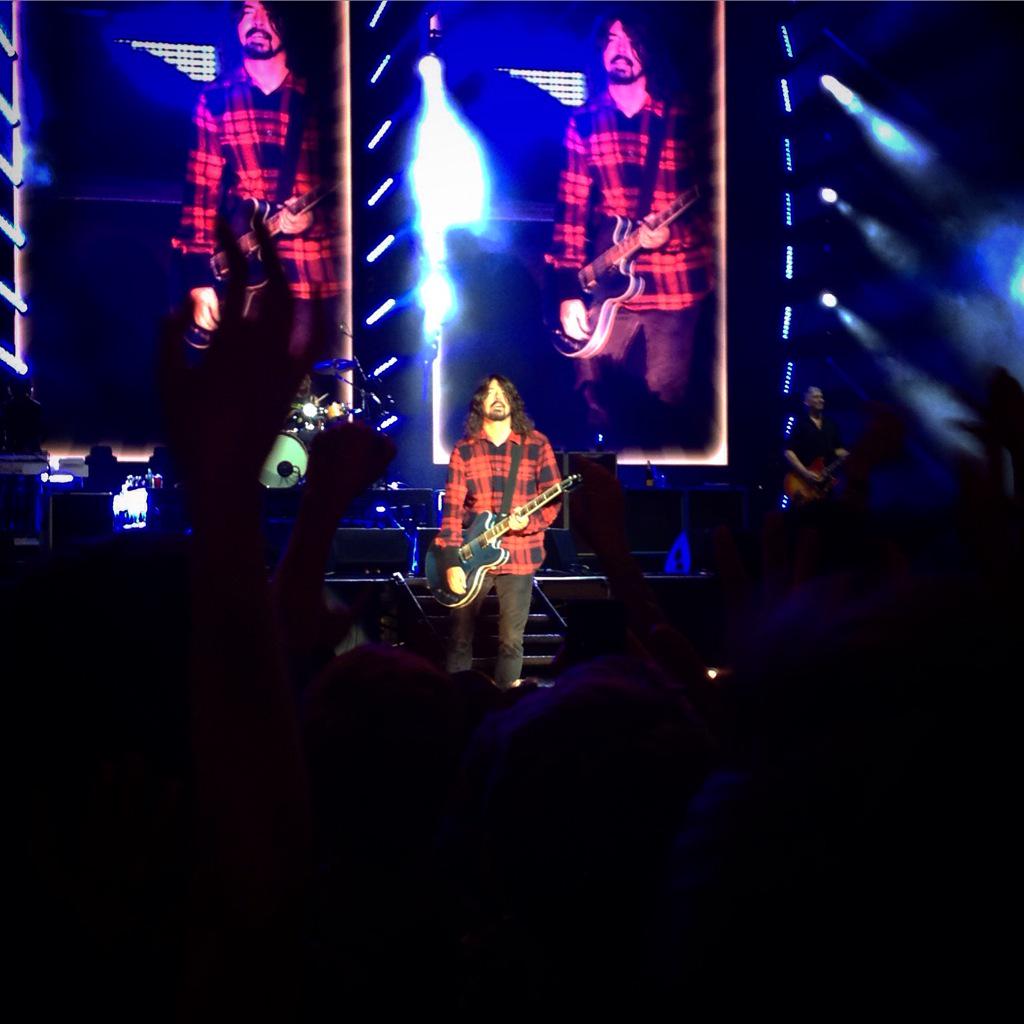 clo_wakefield's tweet photo. Still buzzing after the @foofighters at #BBCR1BW - BEST DAY EVERRRRR http://t.co/n8oIxxWz4R