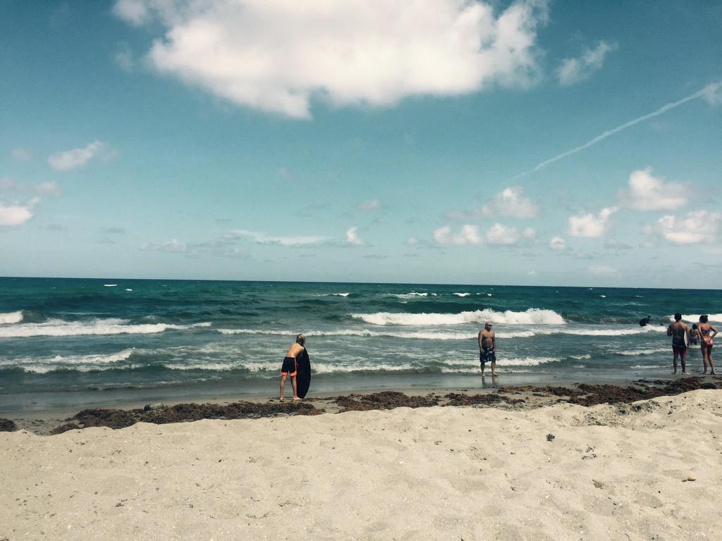 rinaa_xo's tweet photo. #delraybeach #jaco #lauderdale #florida #beautifulbeaches #trainhard #mma #mmachicks #jacoapparel http://t.co/EotuKP44YB