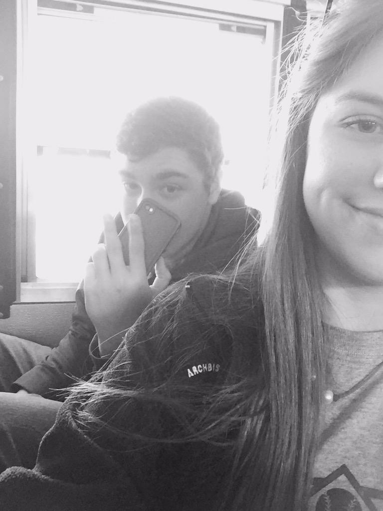 juliannaarosee tweet picture