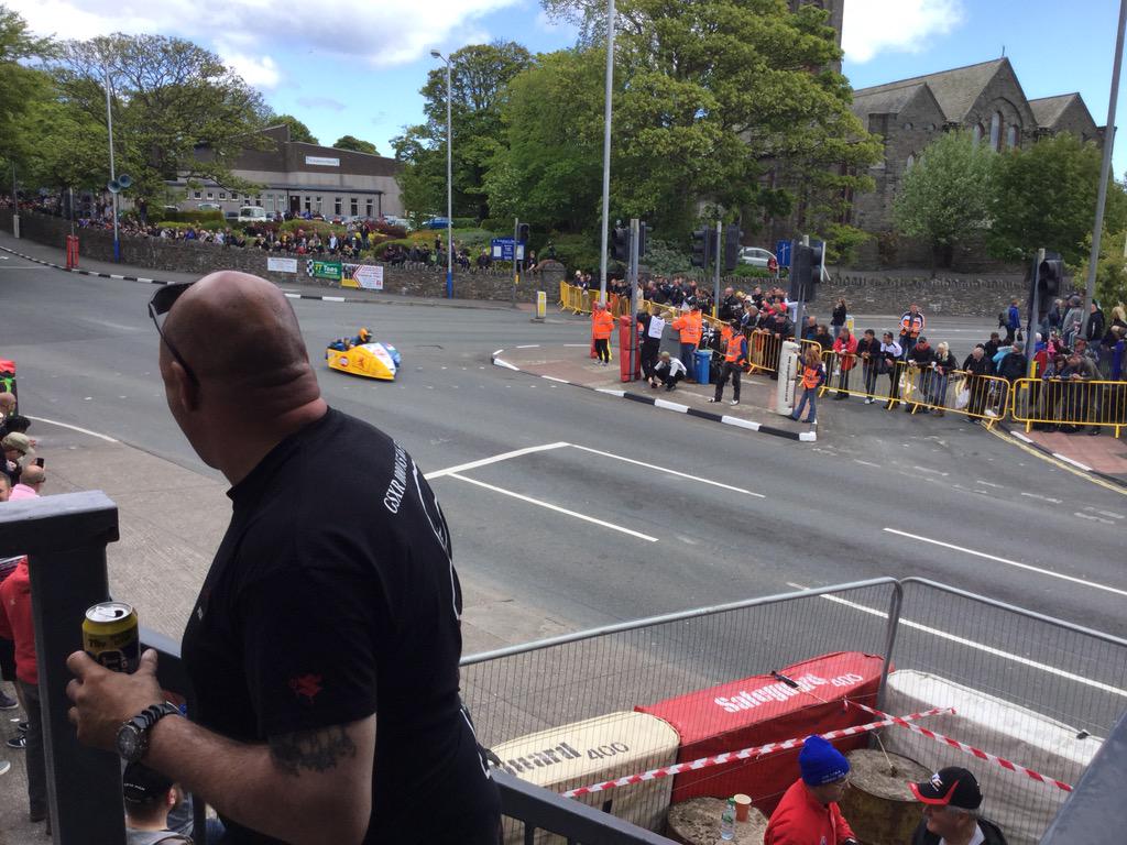 Menas salā Serģis un Rasmanis būtu cieņā - te arī vīri gāž ar blaķenēm!