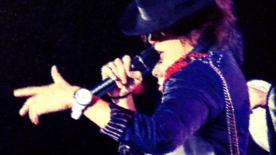 fixmkc's tweet photo. @@

　　　　→
.

　　　此の侭 二人

:
　　　　　　　世界が終わる迄

++

　　　　　　　　　　Rtw　⇄　Flo

　　　　抱き合いたい

,
　　↓↑

　　　　　　　そんな誘惑に 溺れて

.

　　　　?¿ http://t.co/TZiIvdXkJr