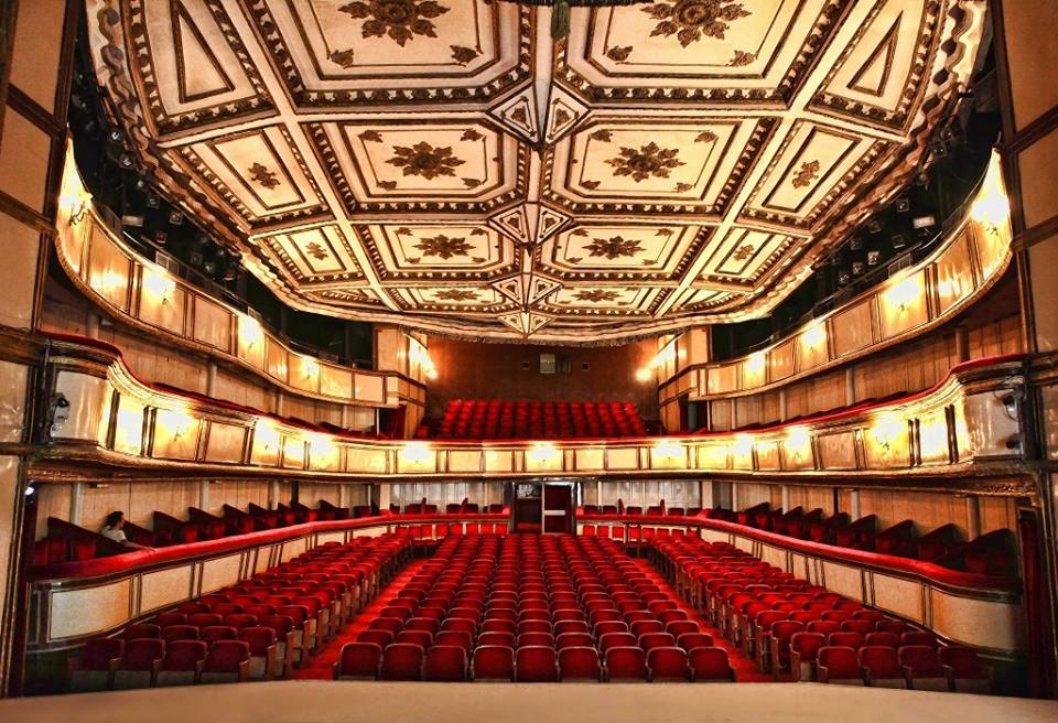 documentar_ist's tweet image. #Documentarist2015 Beyoğlu'nun en muhteşem salonunda! F.Şensoy'un @sestiyatrosu'nda festival izleme keyfini yaşayın!