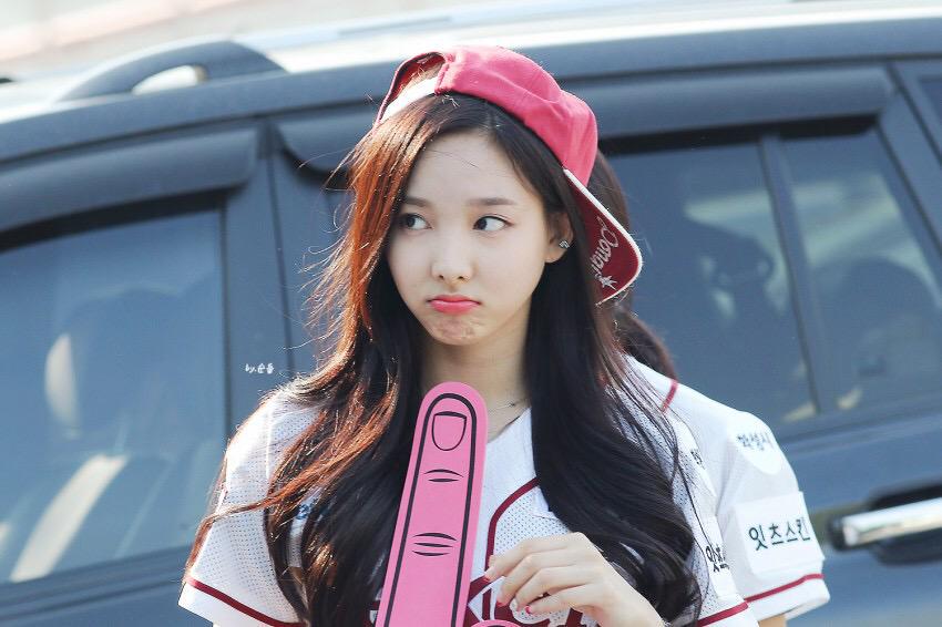 nayeonews's tweet photo. [ALL HQ] #NAYEON 150607 #SIXTEEN http://t.co/y7g0TjSM9V