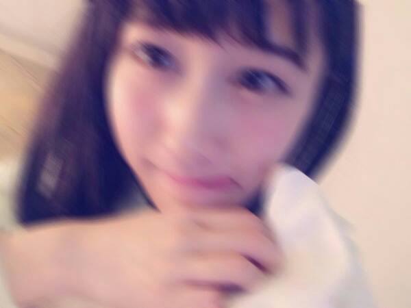 _pmpm06's tweet photo. .

.

　　　　私は貴方の

　　　　　　　〝　　彼女に  　〟

　　　なれますか ？


.

　　　　　Ｒrr　　💏　　Ｆff

-


　　　　図々しい質問ですが

　　　　　　＿＿＿　教えて欲しい　

.

. http://t.co/og73a1hUCr