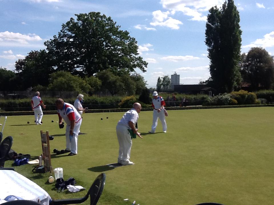 HillBowl's tweet photo. @CityCorpHeath Parliament Hill V Trumpington yesterday http://t.co/GG1PqF61Ss