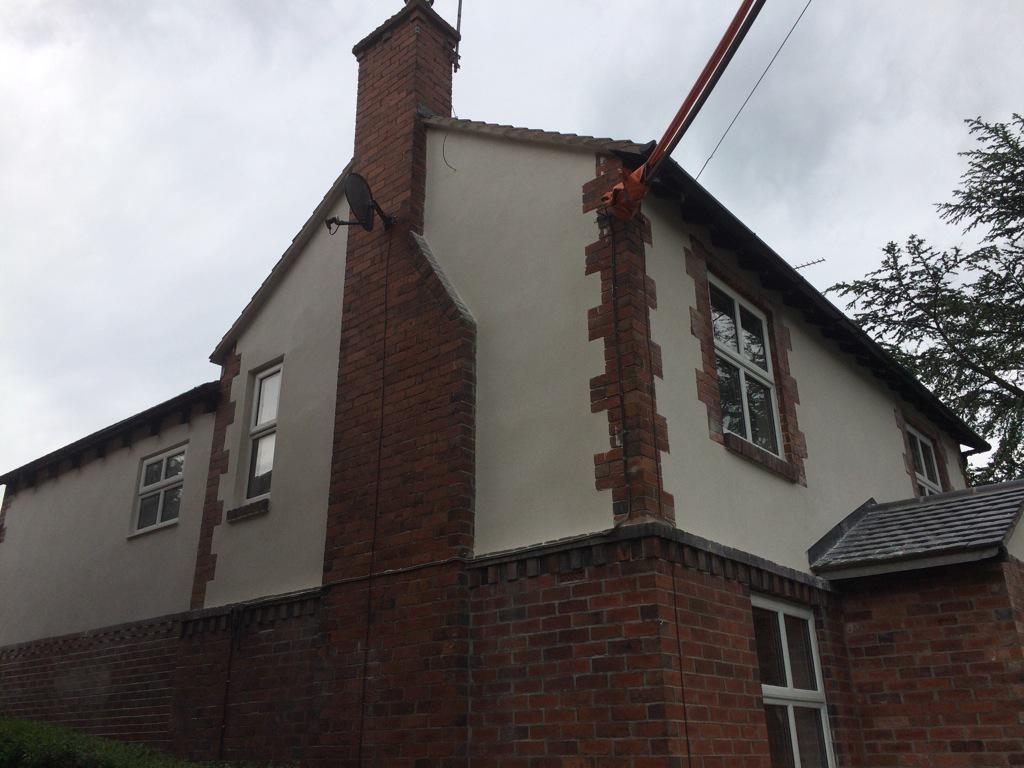 plasteringstoke's tweet photo. House rendered in monocouche silver pearl in Audley,customer over the moon,get in touch if you need anythin like this http://t.co/JaHo9TtN3T