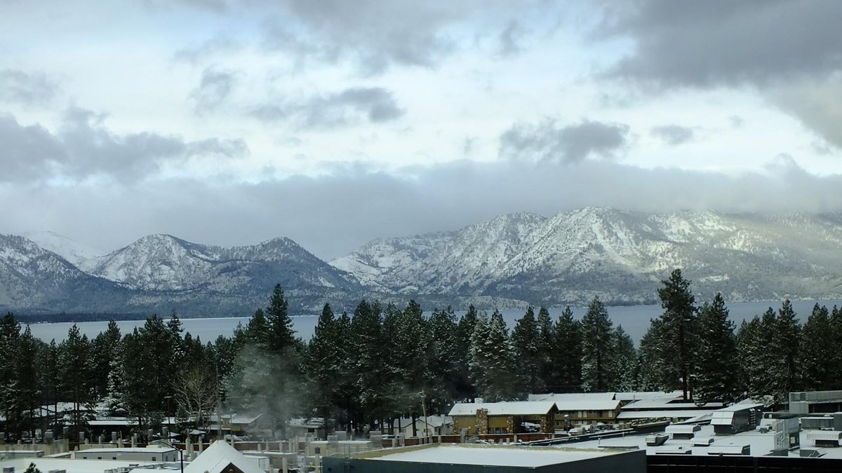 GirlyCamping's tweet photo. Lake Tahoe http://t.co/wZGC8Ev9o1 http://t.co/pbs9rc4MTF