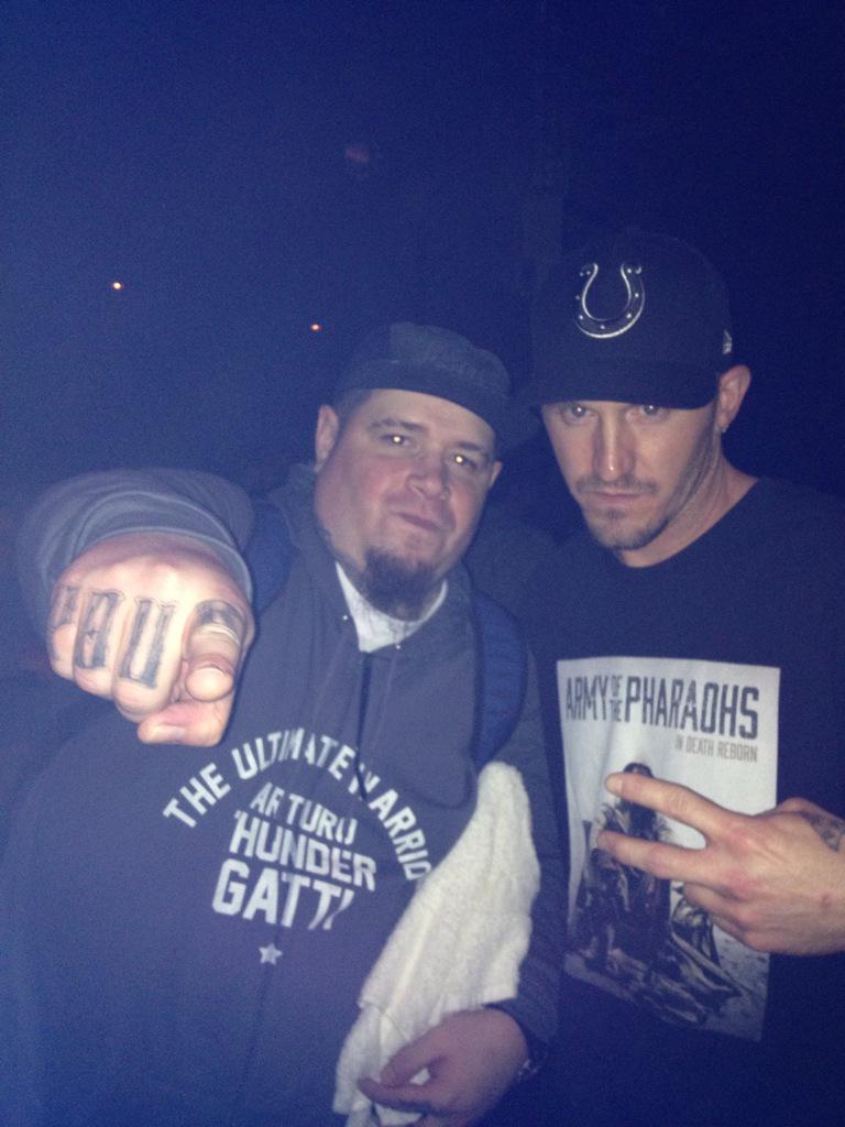12TravisTurner's tweet photo. With @vinnie_paz in DC on June 3rd. Thank for taking the time for a picture. Truly dope MC. http://t.co/5h0bktM20o