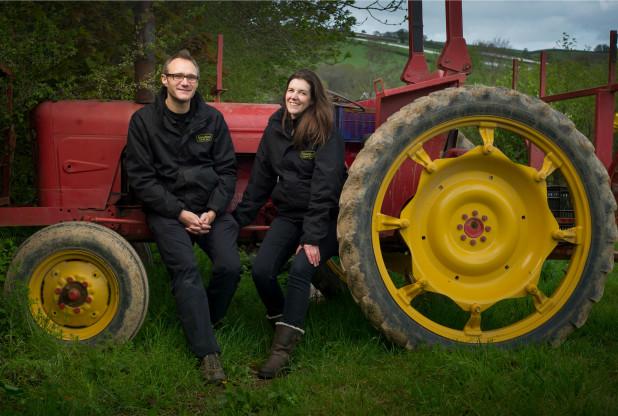farmsnotfactory's tweet photo. Phil and Joanna Limb are riding the wave of the new boom in #organic food! http://t.co/kVtkOEeAYJ http://t.co/xjoUU2MSU5