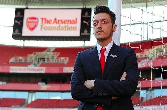 FootballFood's tweet photo. Mesut Özil created 3.1 chances per game in the Premier League this season, more than any other player. http://t.co/gGX23809f7