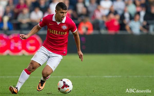 abcdesevilla's tweet image. El #SevillaFC estrecha el cerco por Zakaria Bakkali ow.ly/O0HH6 @Orgullo_Nervion | #Deportes