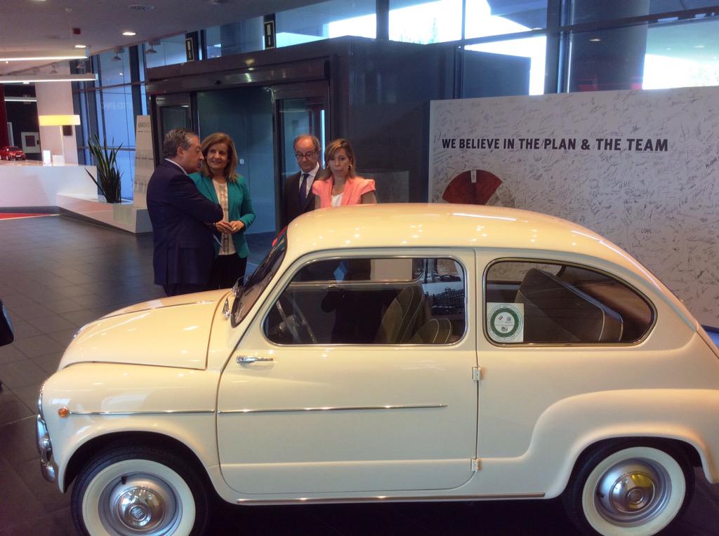 Báñez visita las instalaciones de <a href="/tuSEAT/">SEAT España</a> de Martorell en Barcelona 📷