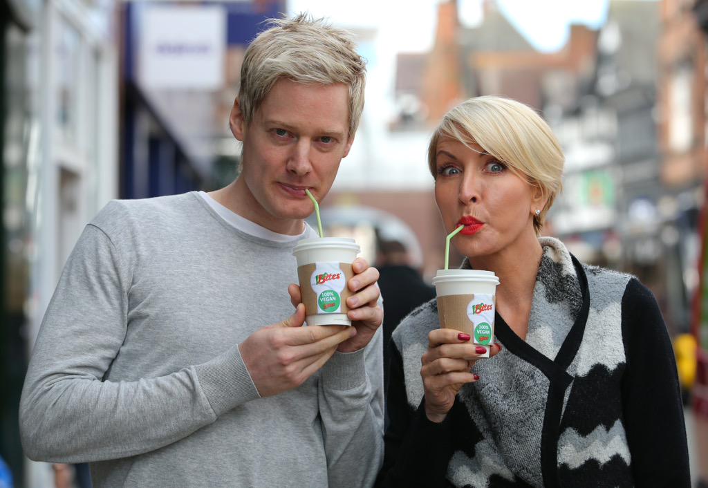 Me &amp; Neil Roberson <a href="/nr147/">Neil Robertson OAM</a> international #snooker champion enjoying our <a href="/VBitesChester/">VBites Chester</a> launch day