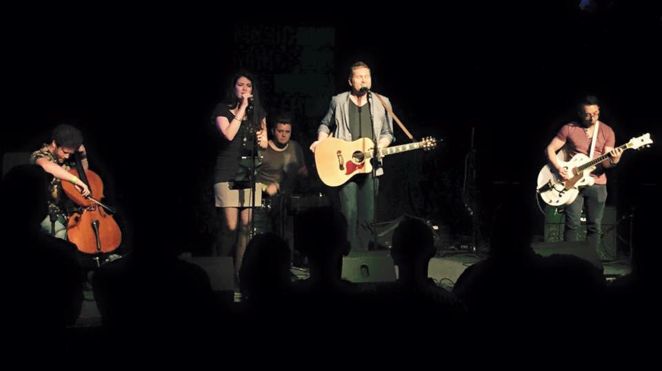 Sing. Sing. Sing. 

Last night <a href="/jamminjava/">jamminjava</a> was such a blast...loved sharing some #newmusic