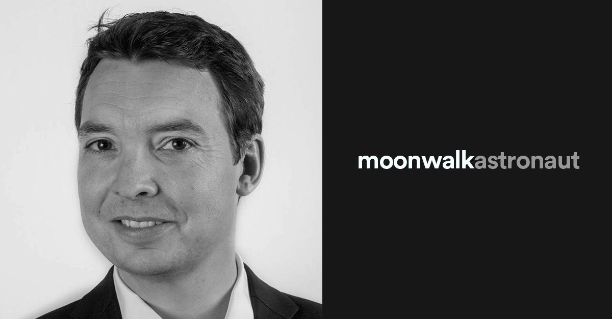 MoonwalkImpact's tweet photo. We are proud to welcome another #Moonwalk #Astronaut – only 13 seats left now: http://t.co/IGZk3jUsQf #oljesmellen http://t.co/oUbD32NUTS
