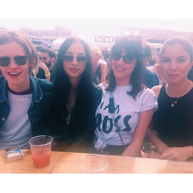 Posting this from a port a potty ☝🏼 http://t.co/qoMYi7hgC1 http://t.co/RlwQR1zGFG