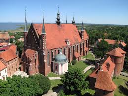 tt_holidays's tweet photo. Sightseeing trip 3 - Frombork - a main seat of Warmian Kapitula, it holds a gothic style basilica http://t.co/npYy0JpUIB