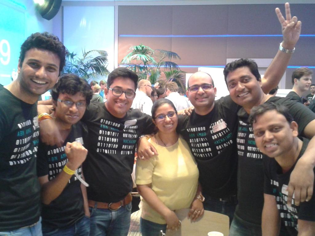 snatajaisingh's tweet photo. Unending energyyyyy! #HackITOn http://t.co/bwa6mLF8Ni
