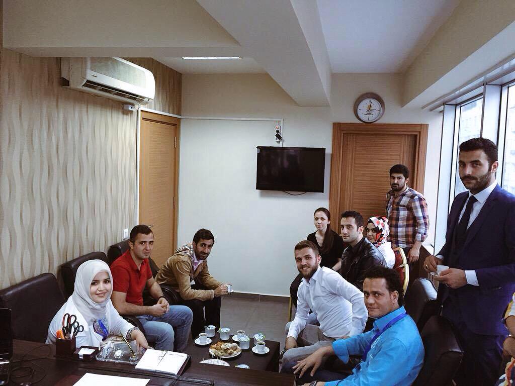 ElectionExchang's tweet photo. Our participants were distributed to all districts of Istanbul.We're watching the excitement of election. #EEP2015 http://t.co/igkT7QQt20
