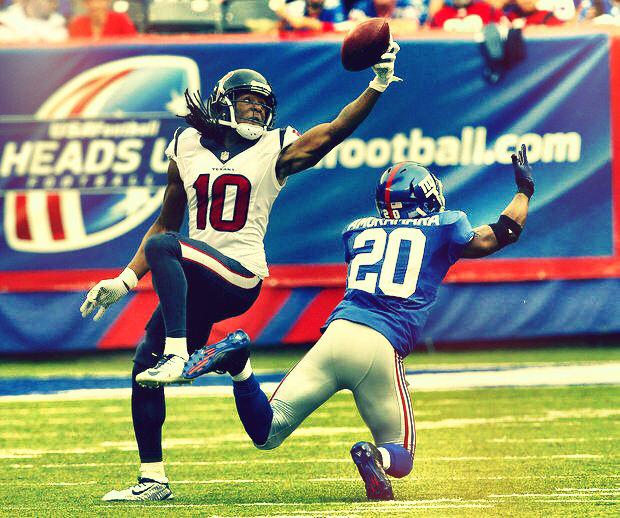 A_Fans_Opinion's tweet photo. Better WR?

RT- Hopkins

FAV- Floyd

#Texans #Cardinals #NFL http://t.co/gkww5R5l7I