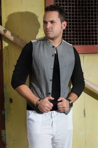 En full sintona de los <a href="/los40Panama/">LOS40Panamá</a>  escuchando a <a href="/jerez_oficial/">Jerez_Oficial</a> con su nuevo tema #PegaditoATi . Saludos