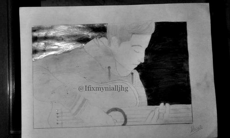 ifixmynialljhg's tweet image. @NiallOfficial hi niall  this is my draw of you, do you like it? What do you think of it? I love you so much sunshine