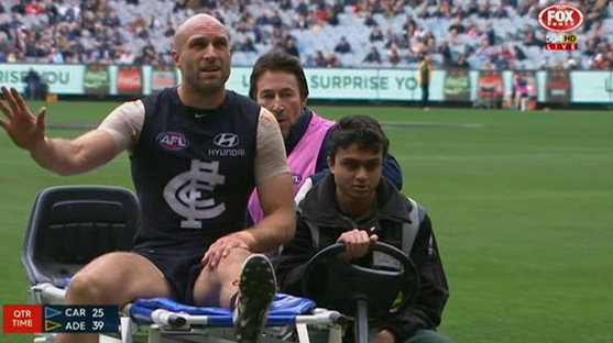 9NewsMelb's tweet photo. Fears that AFL star Chris Judd's career is over after he tore his ACL. http://t.co/q6bYdqaE1M #9News http://t.co/oemyAU9x6K