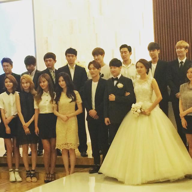 [PIC][06-06-2015]SooYoung - YoonA - Yuri - Seohyun tham dự tiệc cưới của SM Staff vào hôm nay CG0FoH2UYAAIw6Y