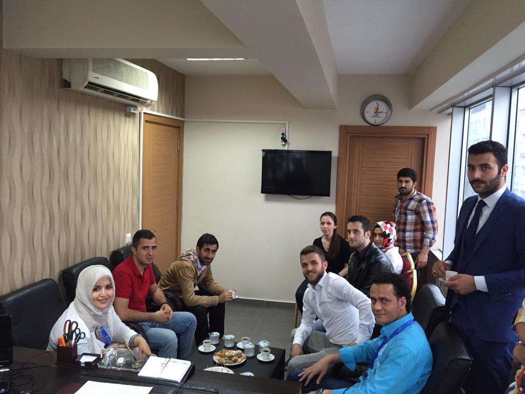 SalihogluFuat's tweet photo. İtalya ve Iraktan seçim sürecini takip etmek için gelen misafirlerimizi ilçe binamızda misafir ediyoruz. #EEP2015 http://t.co/QJDdJtJbXs