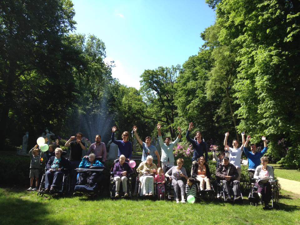 StichtingWera's tweet photo. #rt135 regelt een top dag voor #ouderen in #Haarlem!  Blij dat wij als stichting hier een bijdrage aan mogen leveren. http://t.co/IzZ7a2VSSw