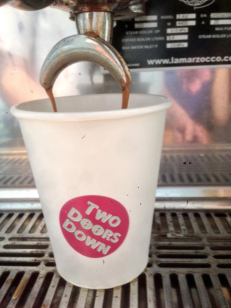 TwoDoorsDownNW1's tweet photo. We've got coffee from @AllpressDalston &amp; @campbellandsyme Cakes from @KookyBakes and the fantastic @kentishtowner http://t.co/XWPS4ylXEM