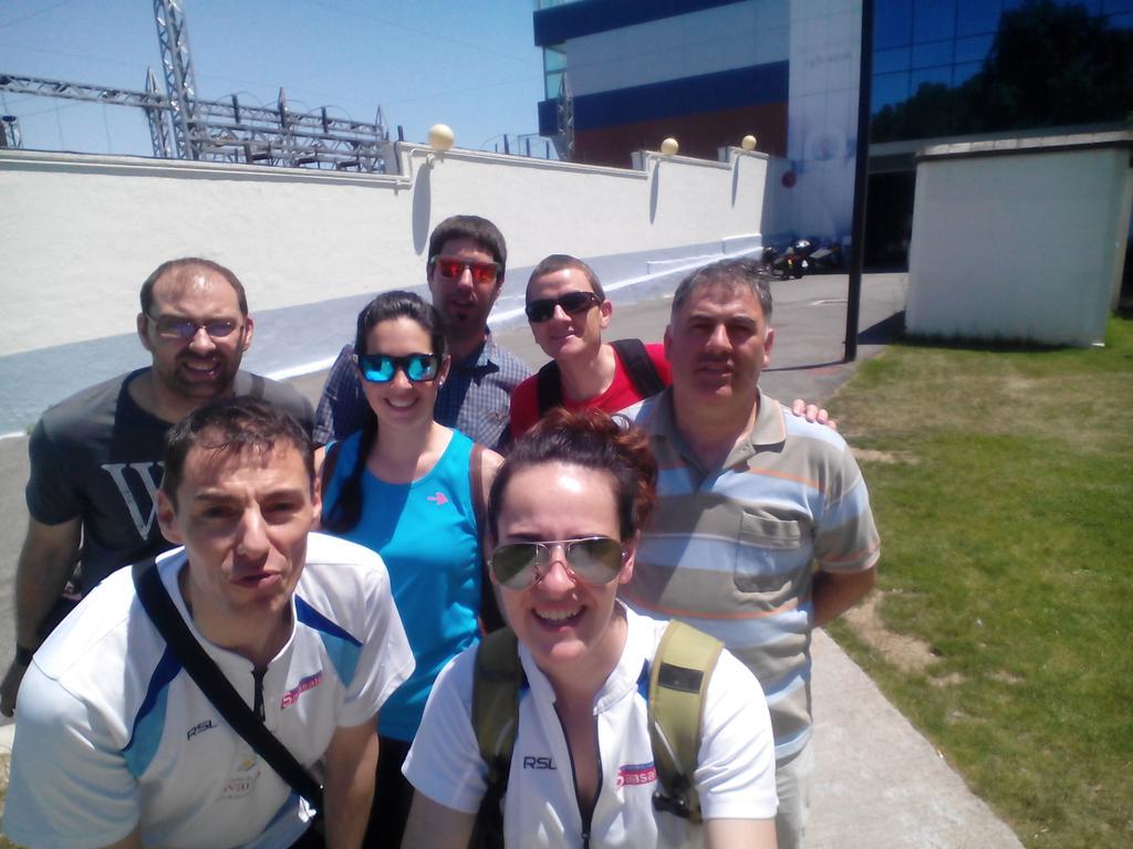CBEstella's tweet photo. Día de promoción. Preparando las instalaciones en el club natación en Pamplona. http://t.co/02EFSv9niS