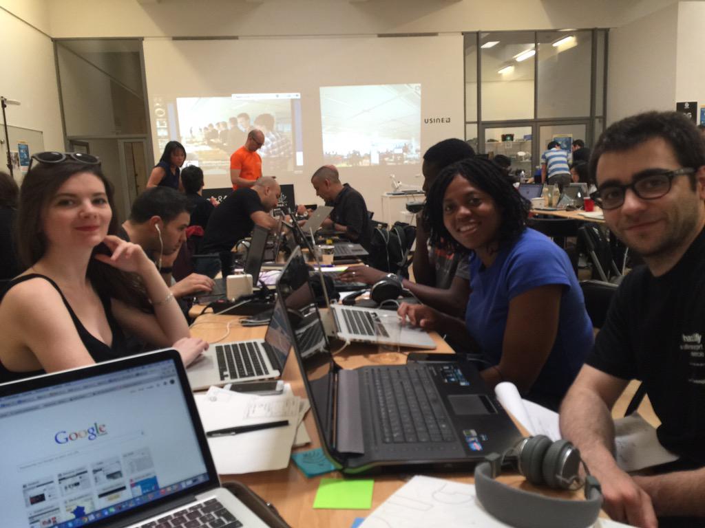 Tech_Arth's tweet image. #ibelieveicanfly au #hackandfly #paris à @usineIO avec la team #calmway ! Merci @BeMyAppFR et @AeroportsParis