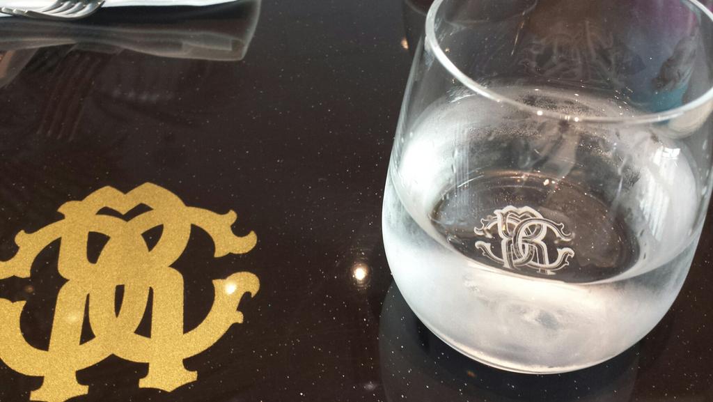 Bazking8's tweet image. Saturday afternoon in @CavalliCaffeDXB @TishTashTalks #Dubai #MyDubai #designerdining