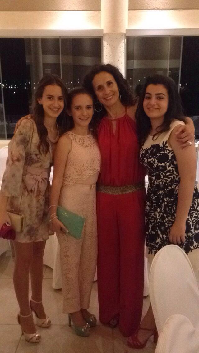 alfercomares's tweet photo. Graduación!! http://t.co/JoMfc3tkl8