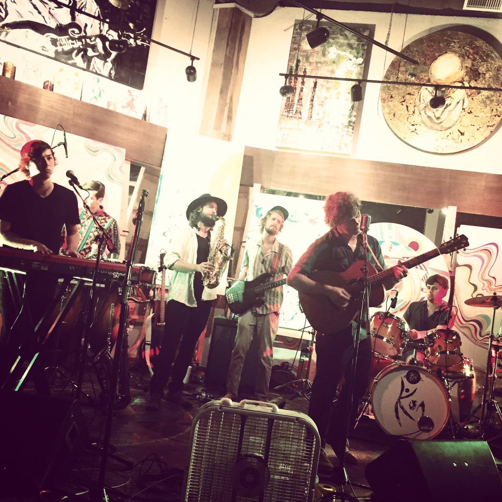 fvillesessions's tweet photo. Great night last night with @thisiskoa - such talent &amp; we'll be anxious to invite then back. http://t.co/fF1Ogsvr92